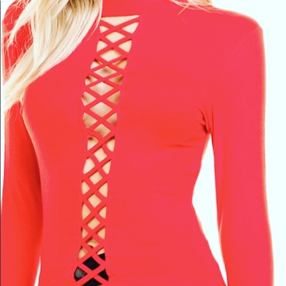 Sexy valentines top - Picture 2 of 4